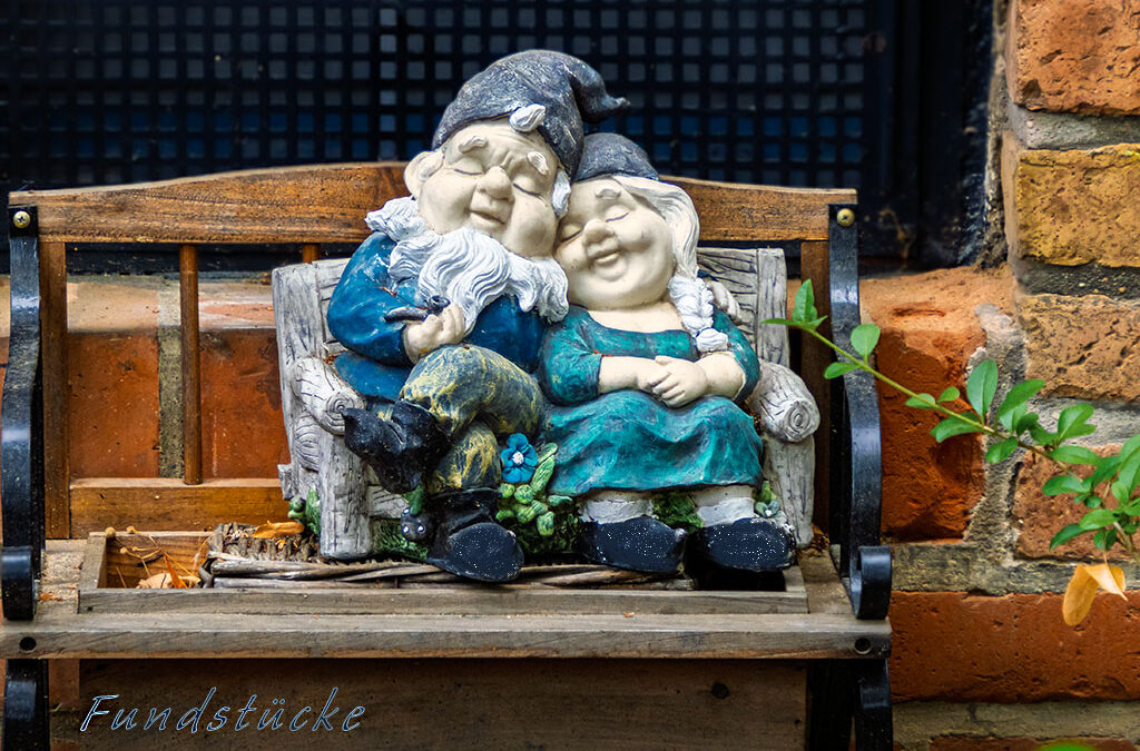 Nur eins (2) . . .